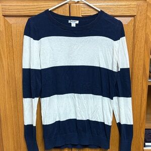 Old Navy Classic Navy Sweater